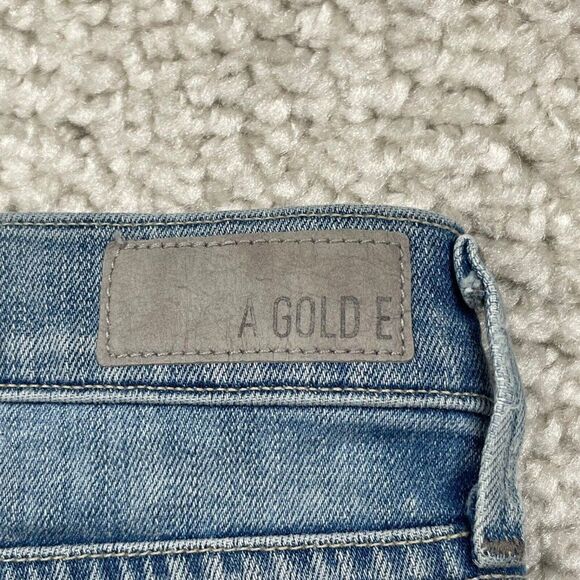 Agolde Sophie High Rise Distressed Crop
Jean - Picture 8 of 12